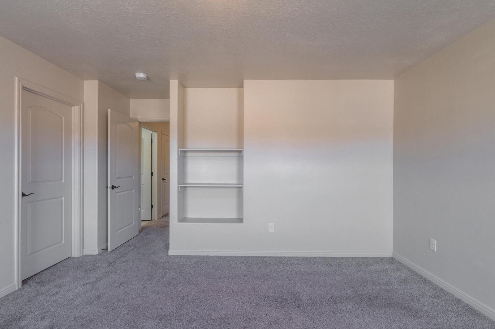 370 W Buena Vista Blvd, #110, Washington, photo 28 of 44