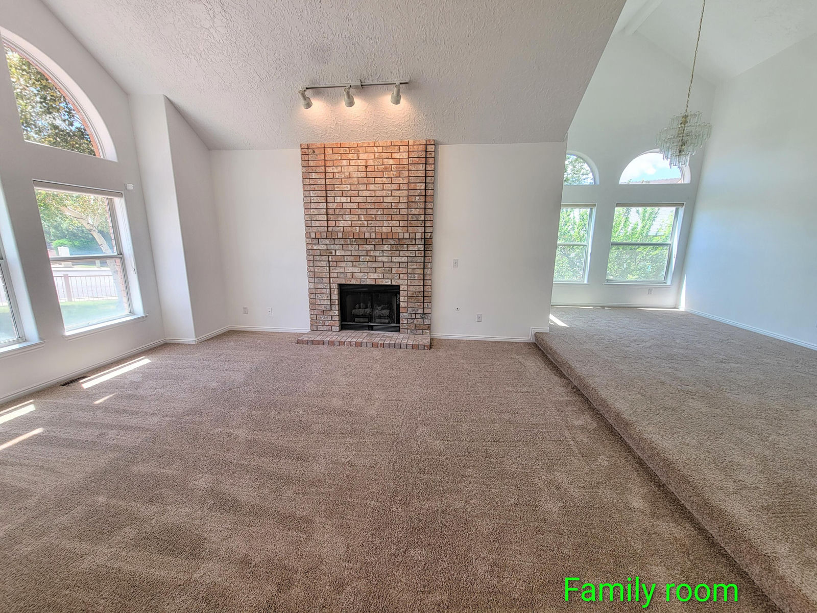 606 W Greens Lake DR, Cedar City, photo 11 of 79