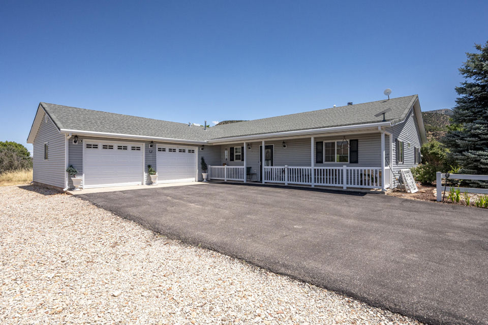 762 W Wipishani LN, New Harmony