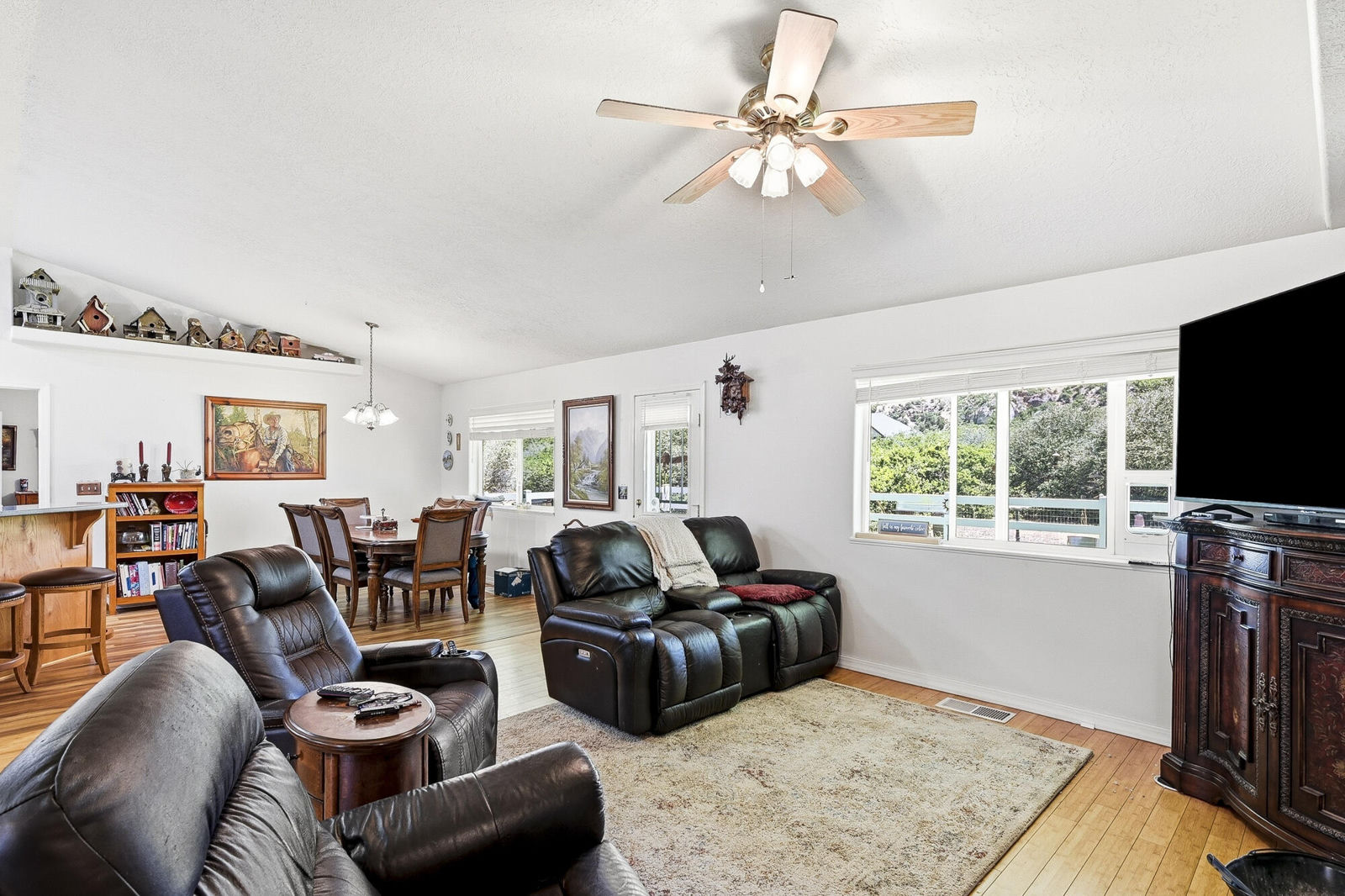 762 W Wipishani LN, New Harmony, photo 6 of 50