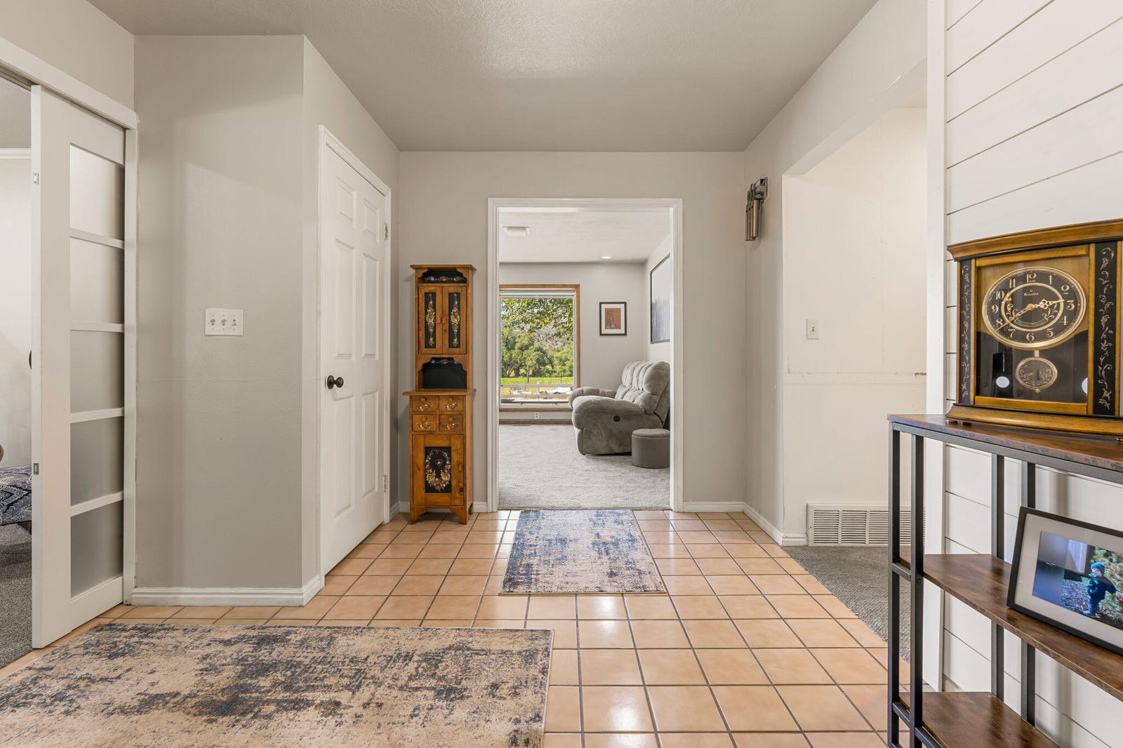 20 E 100 S, New Harmony, photo 7 of 59