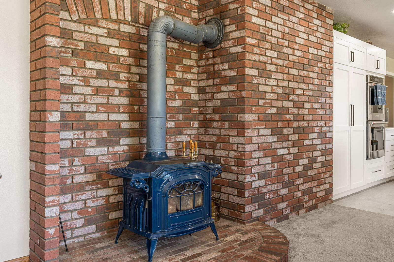 20 E 100 S, New Harmony, photo 11 of 59