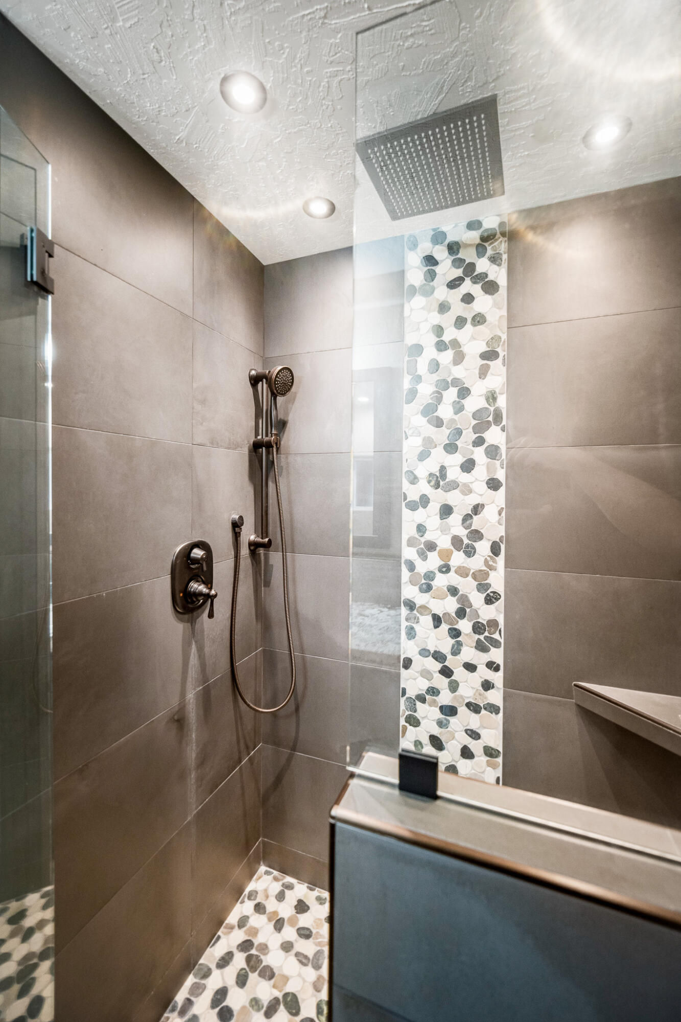 3010 E Primrose Path, Duck Creek Village, photo 16 of 48