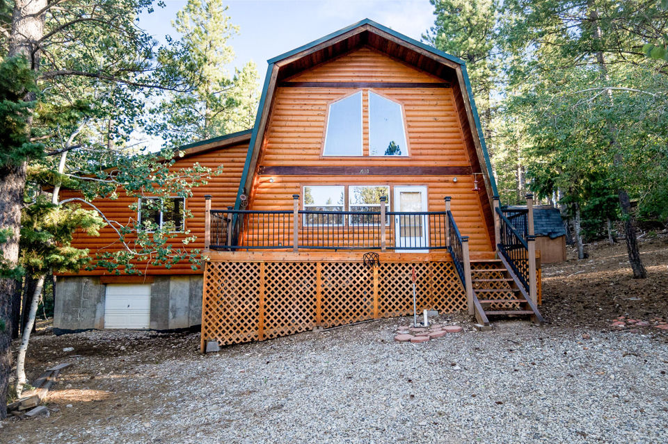 3010 E Primrose Path, Duck Creek Village