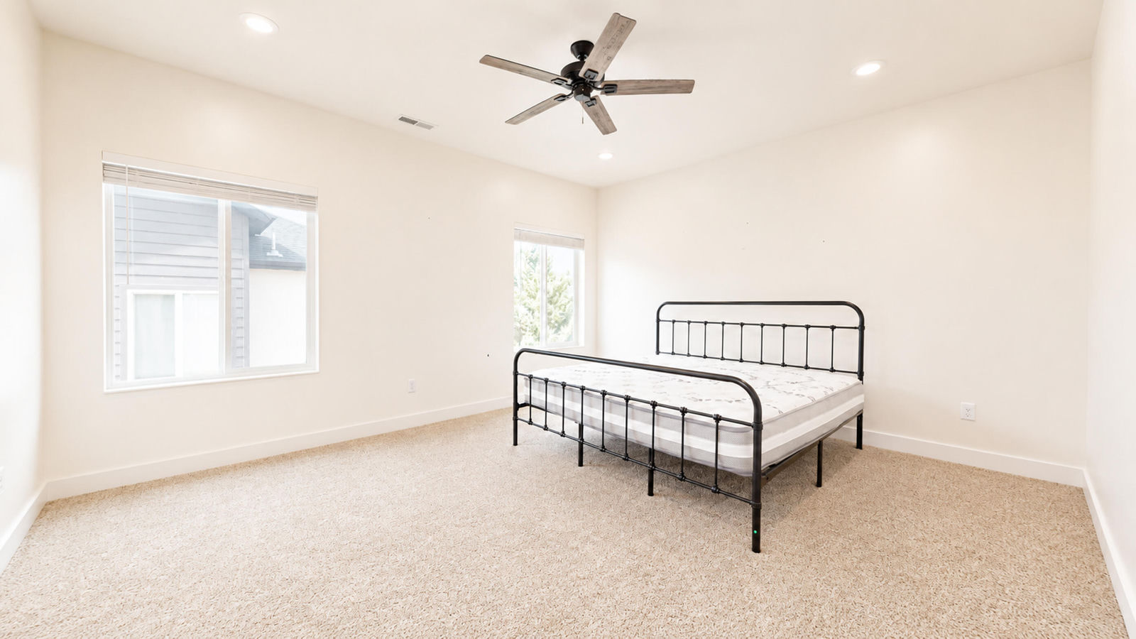 2875 W Cody DR, 32, Cedar City, photo 18 of 30