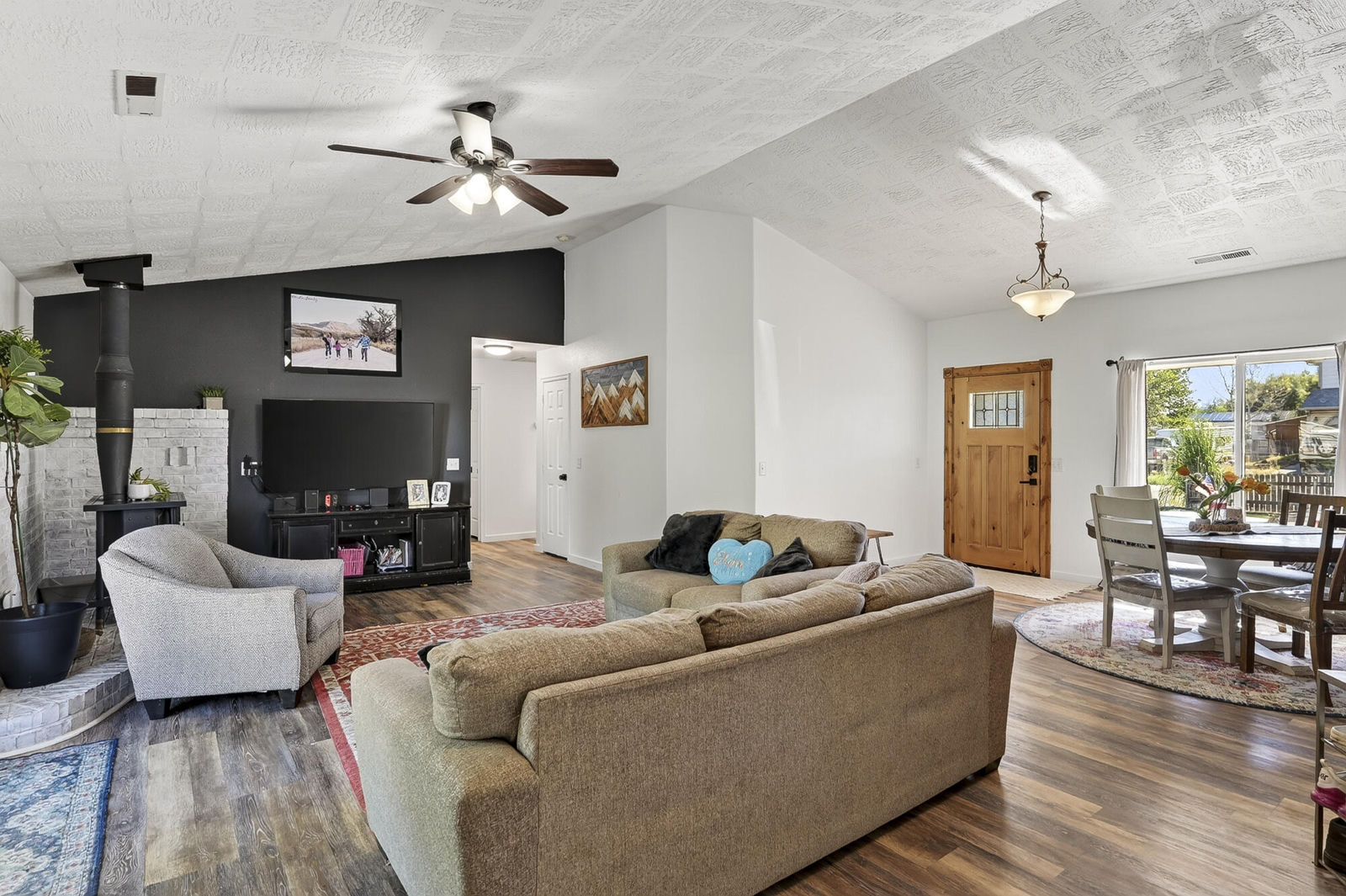 4681 N Santa Fe Trail, Enoch, photo 8 of 49