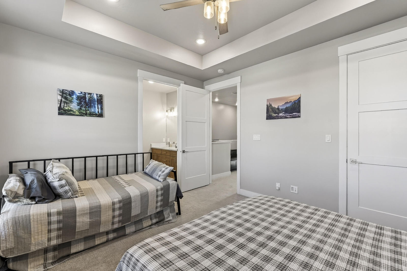 899 S Lincoln Ave, 3, Cedar City, photo 21 of 38