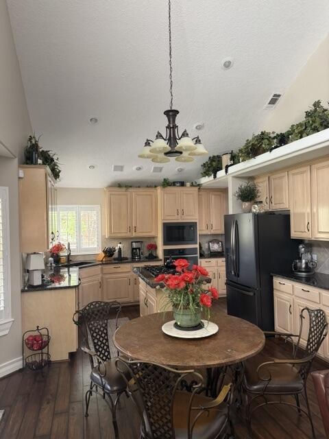 833 S 1750 W, Cedar City, photo 12 of 70