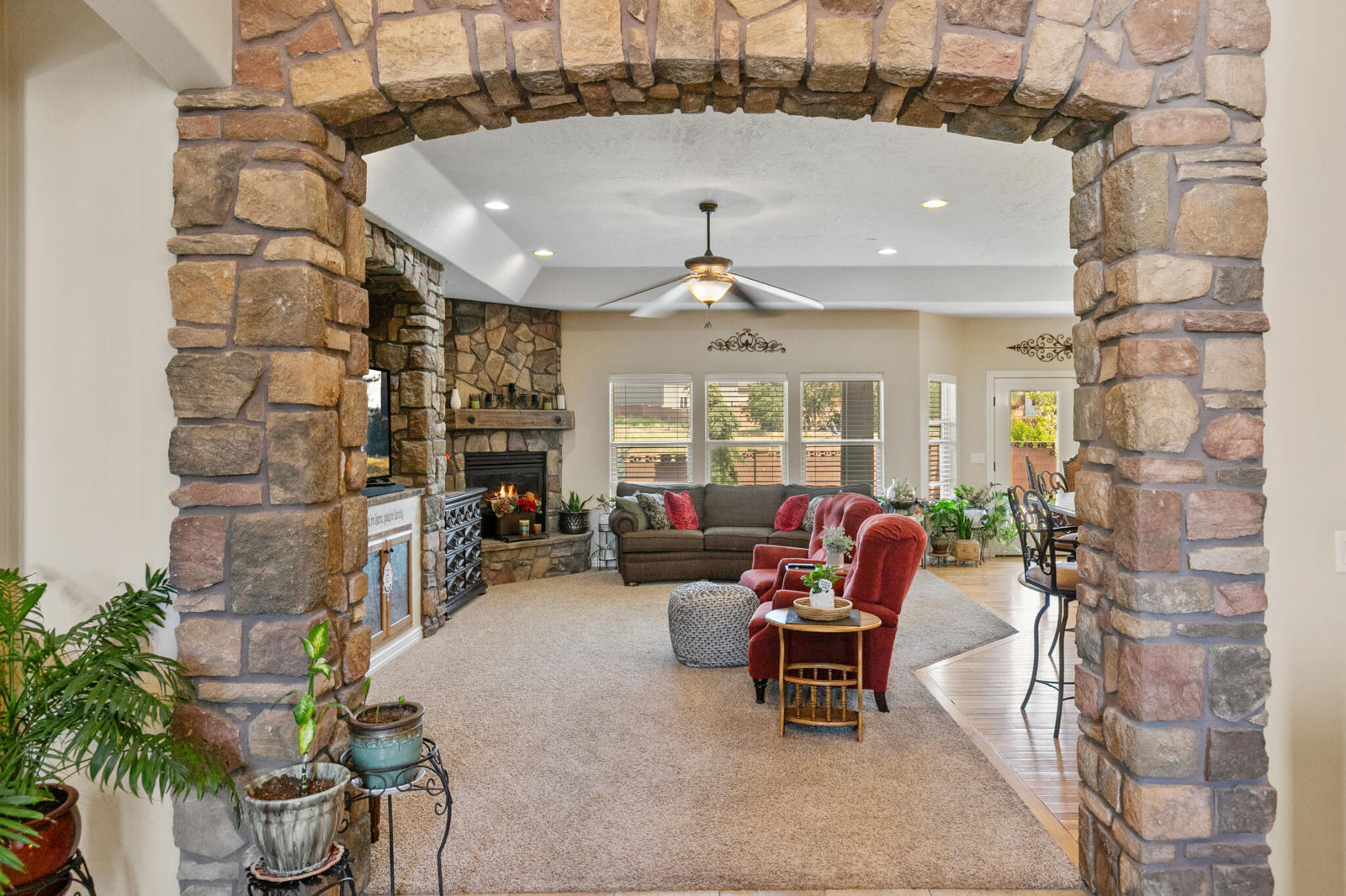 63 W 2875 North CIR N, Cedar City, photo 8 of 54