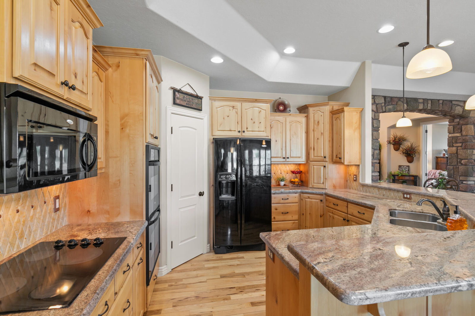 63 W 2875 North CIR N, Cedar City, photo 12 of 54