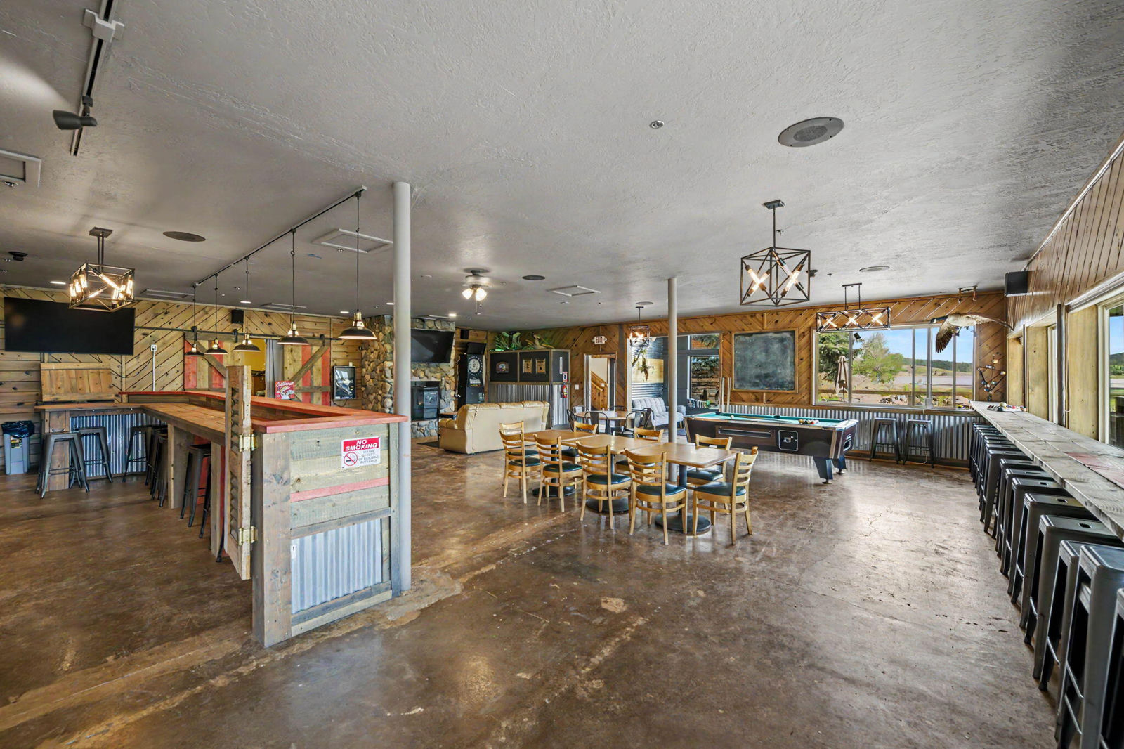 284 E North Shore RD, Panguitch, photo 17 of 50