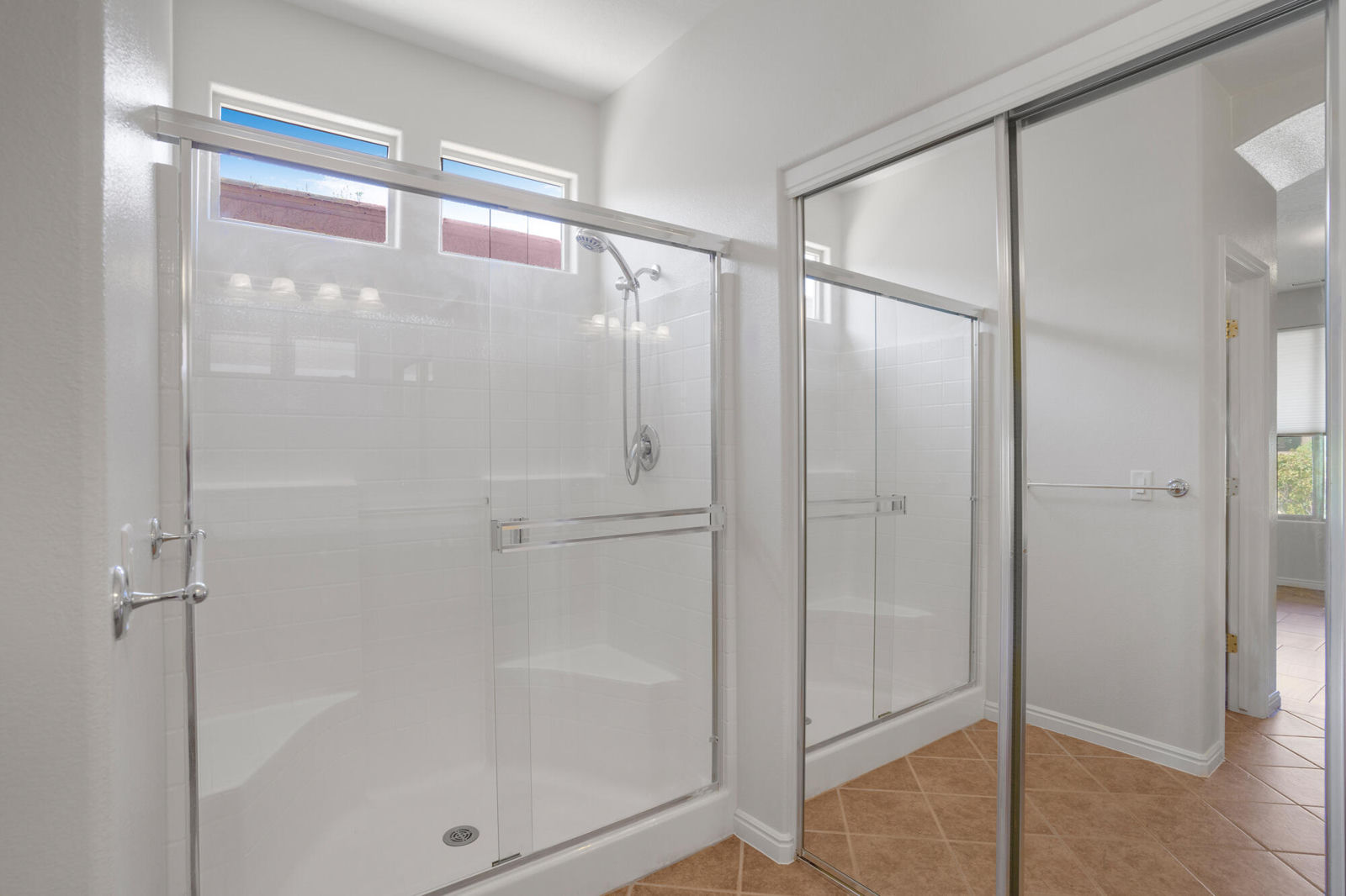 2196 N Silverstone Way, Washington, photo 15 of 31