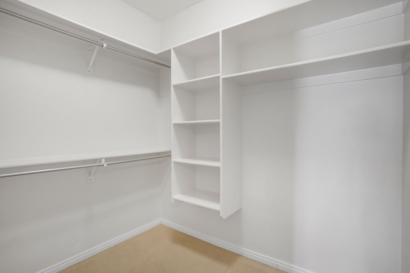 2196 N Silverstone Way, Washington, photo 17 of 31