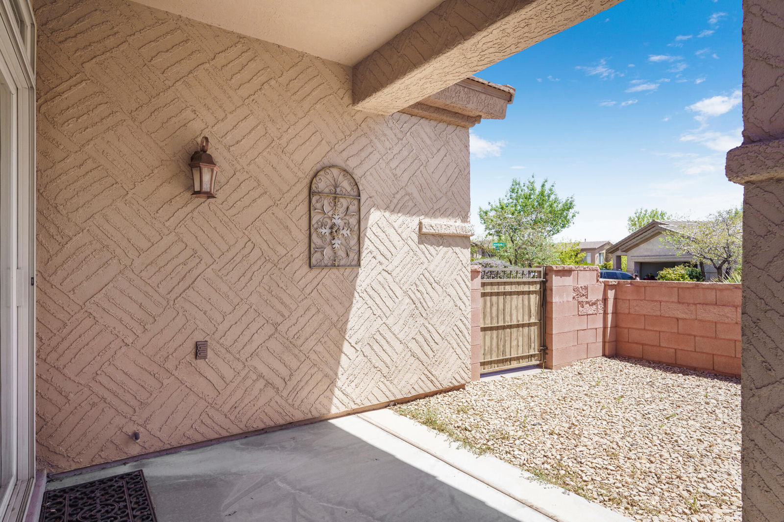 2196 N Silverstone Way, Washington, photo 24 of 31