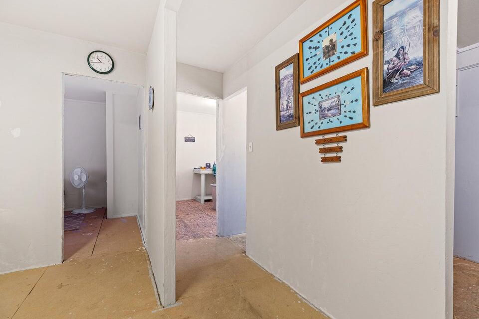 318 S Center ST, Enterprise, photo 9 of 35