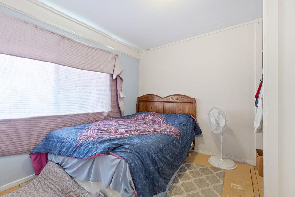318 S Center ST, Enterprise, photo 10 of 35