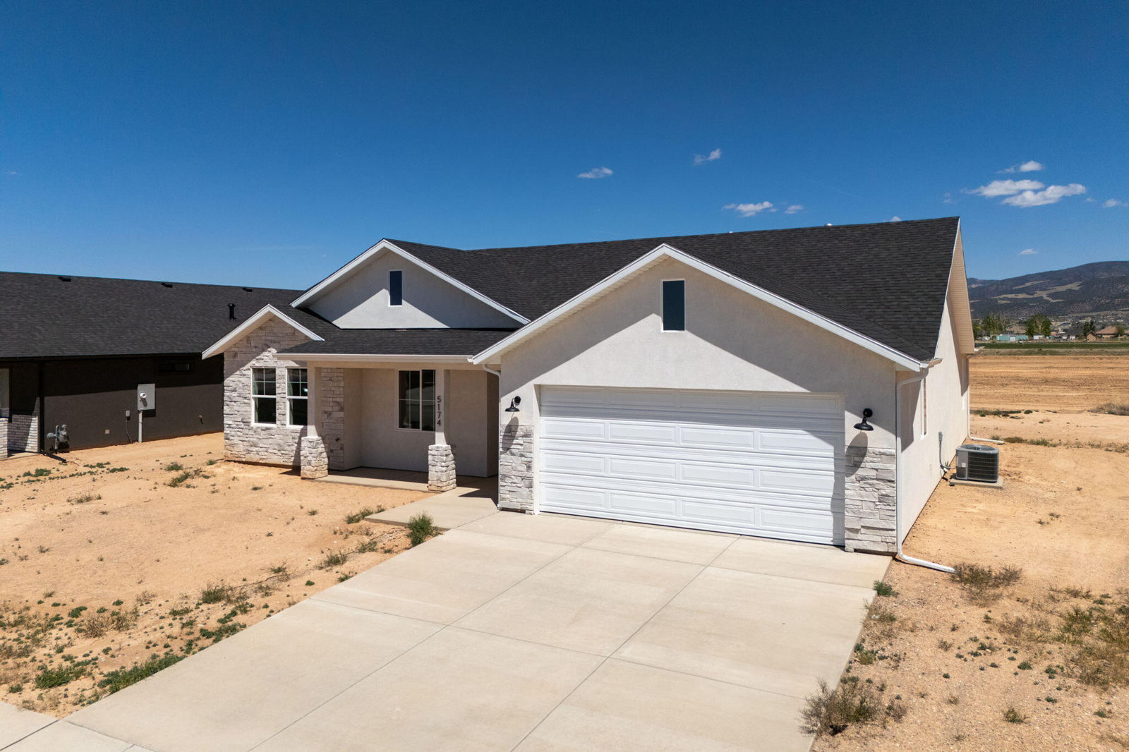 171 W 2725 N, Cedar City, photo 3 of 29