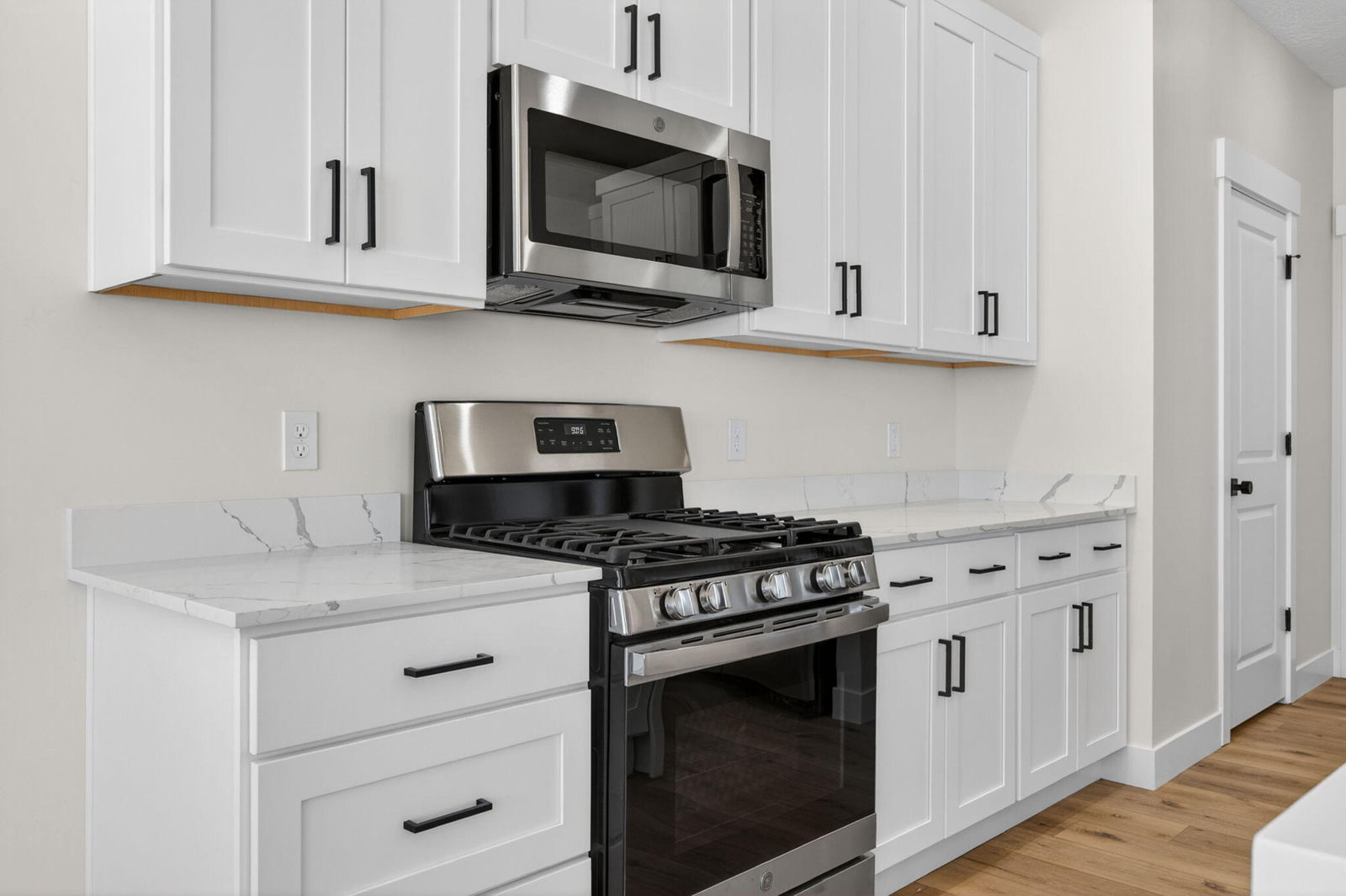 522 S Renze Adams ST, Cedar City, photo 13 of 22