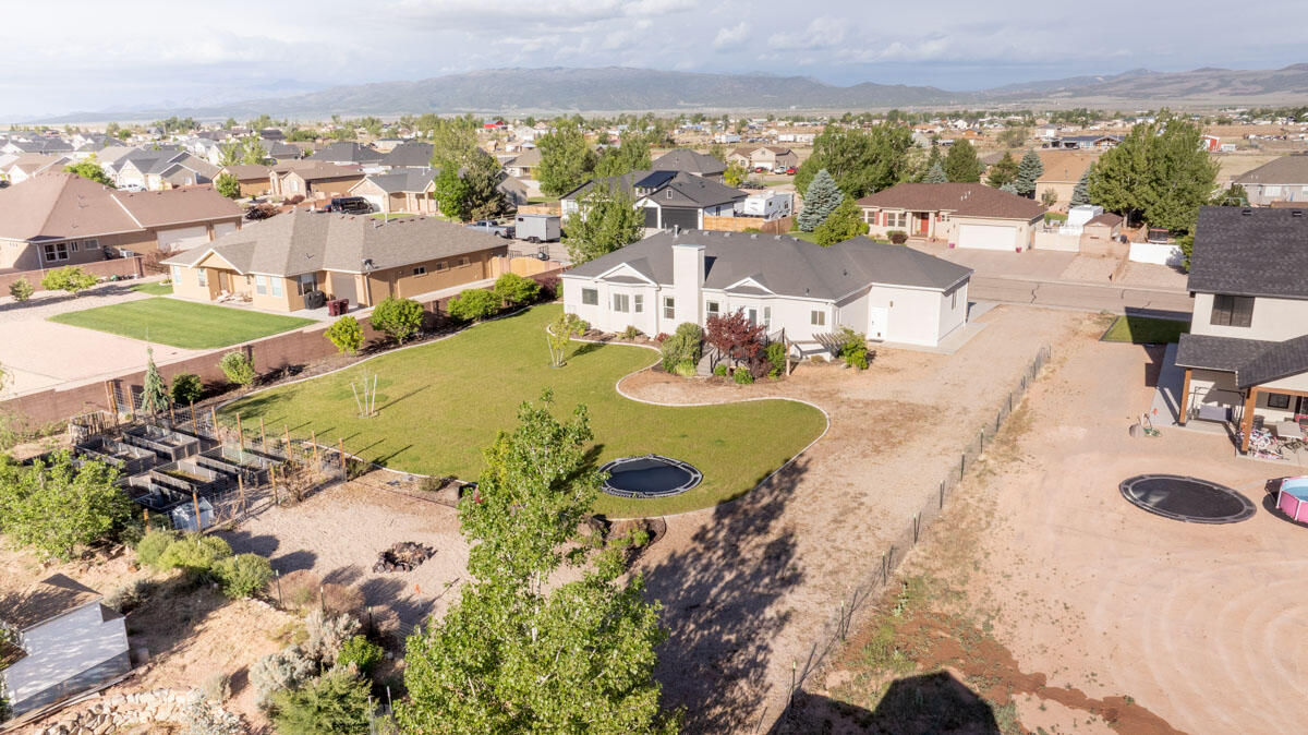 1073 S 4425 W, Cedar City, photo 39 of 40