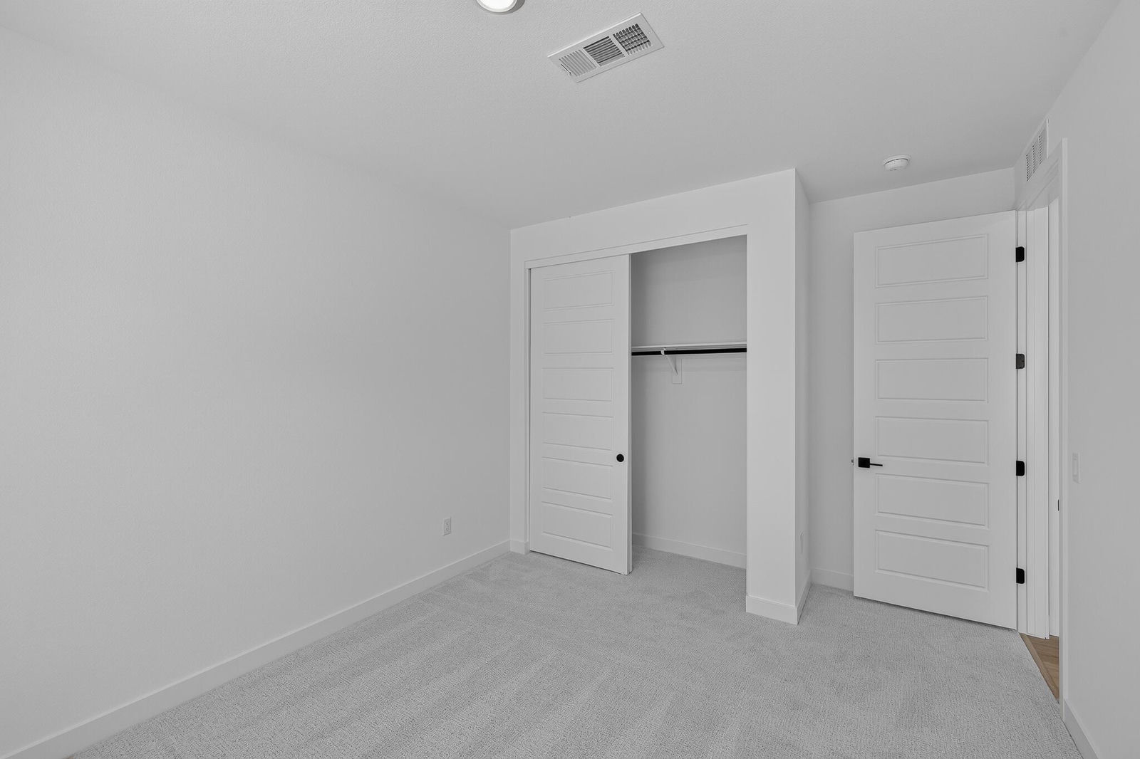 664 S Cecita Way, St George, photo 13 of 31