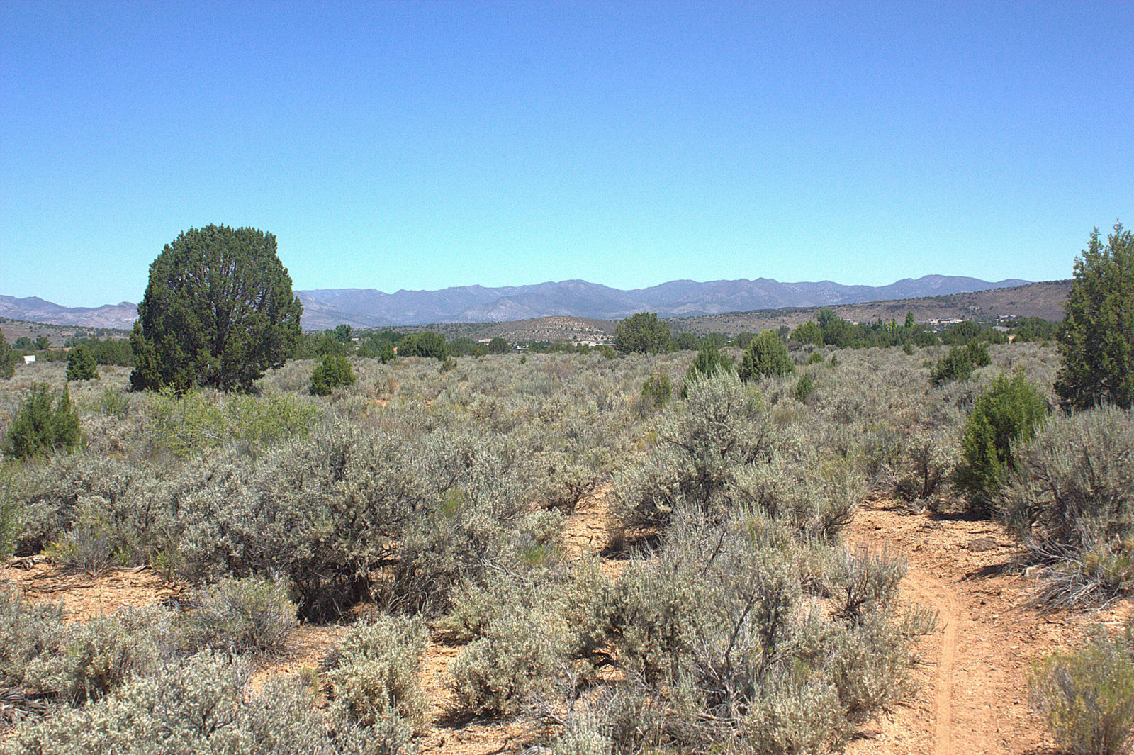 W Juniper Circle RD, Dammeron Valley, photo 4 of 27