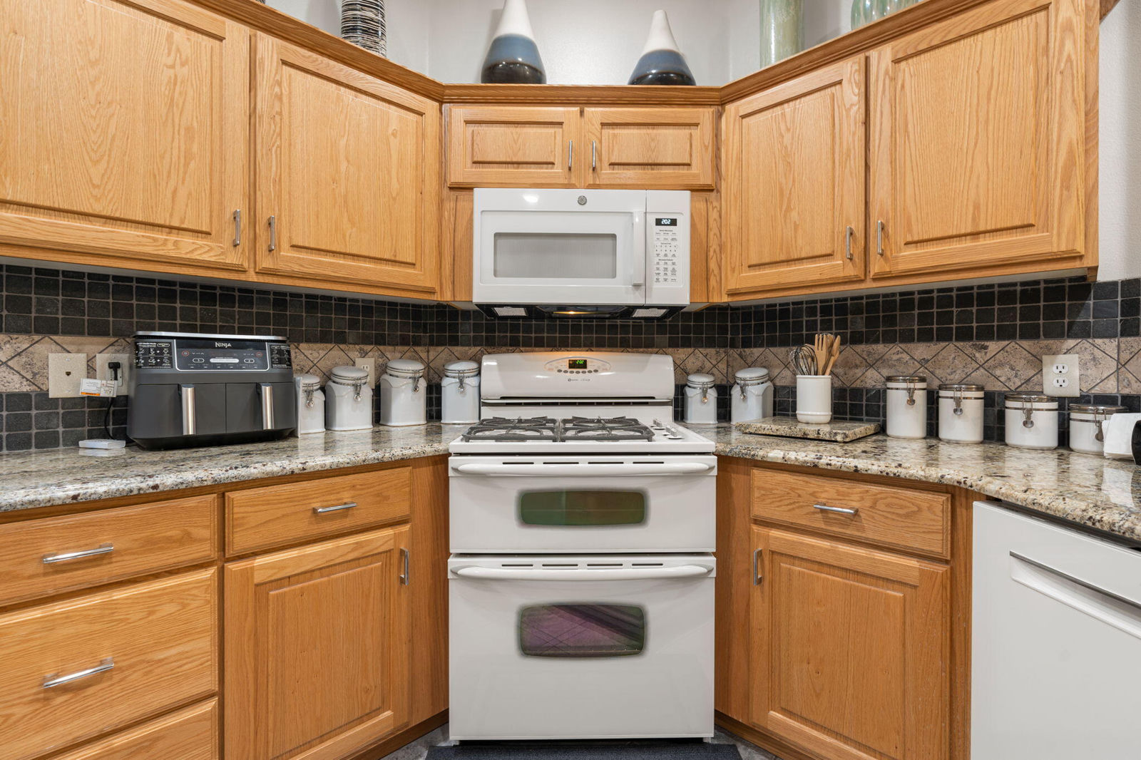 5192 N Juniper Ridge RD, Enoch, photo 22 of 54