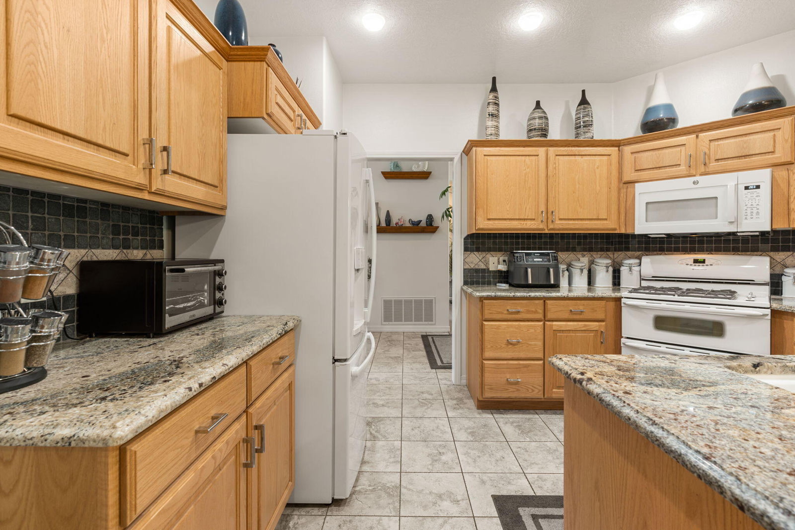 5192 N Juniper Ridge RD, Enoch, photo 23 of 54