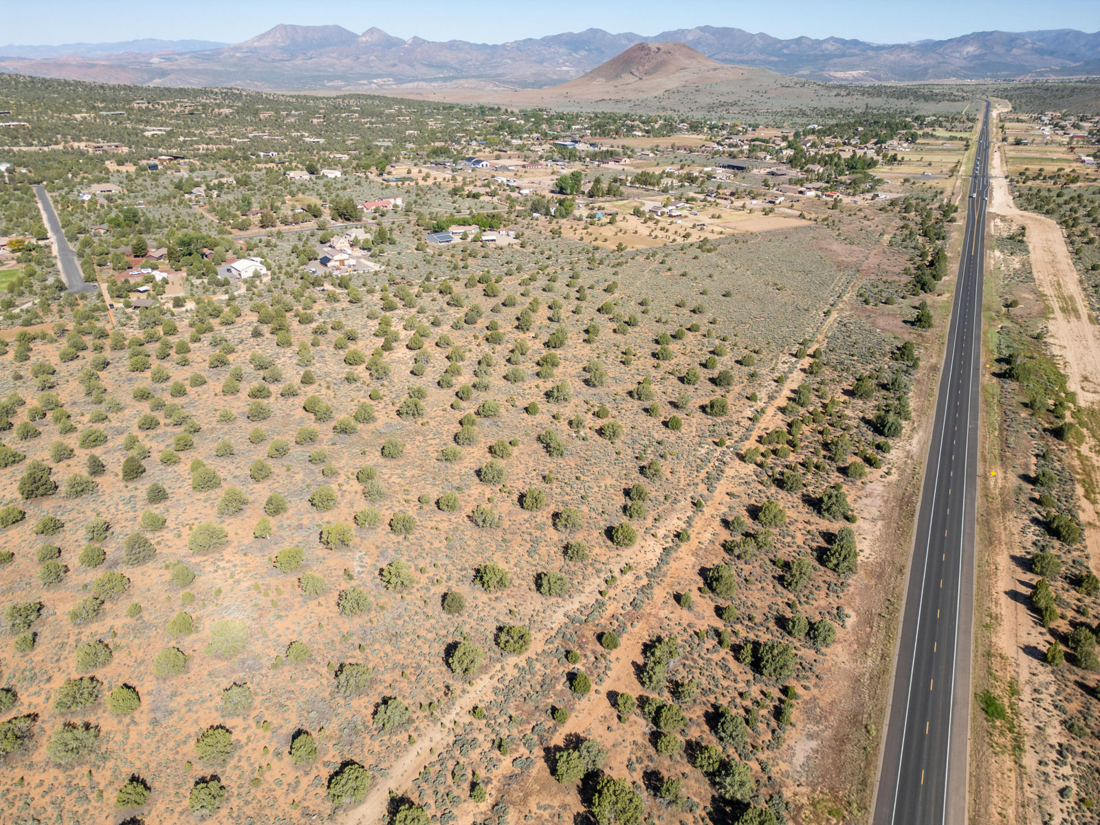 W Juniper Circle RD, Dammeron Valley, photo 18 of 27