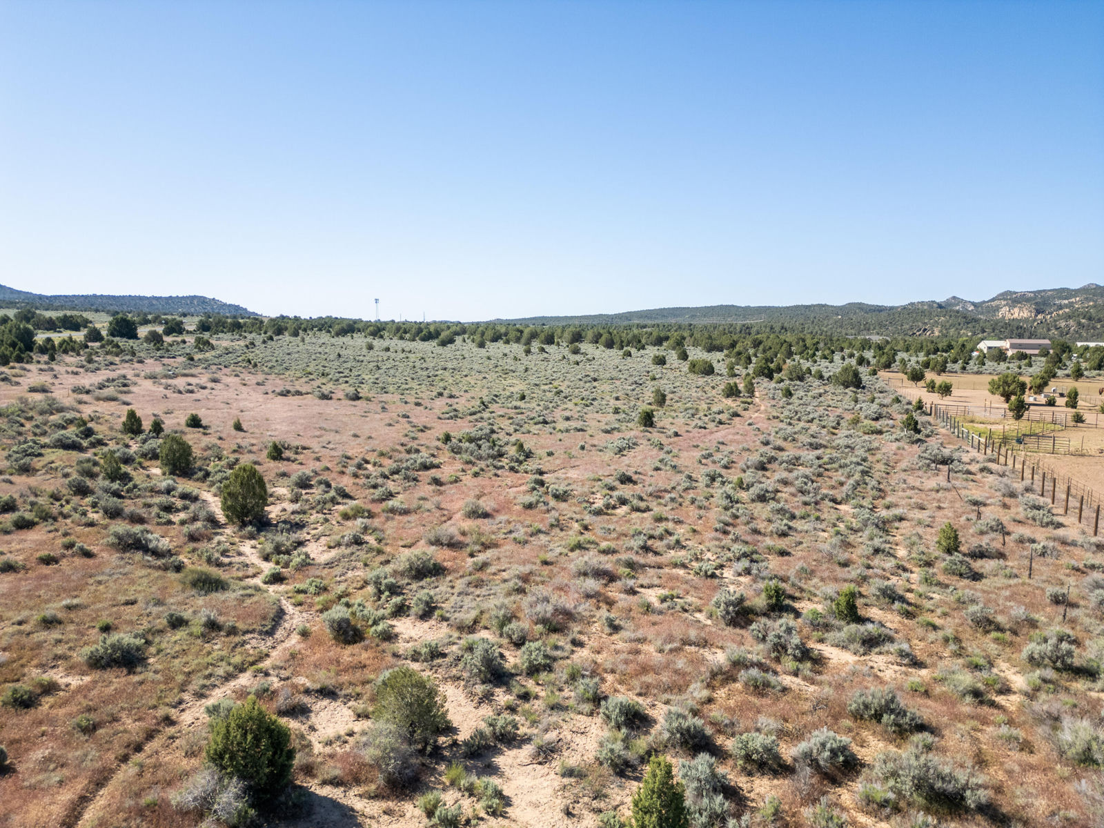 W Juniper Circle RD, Dammeron Valley, photo 23 of 27
