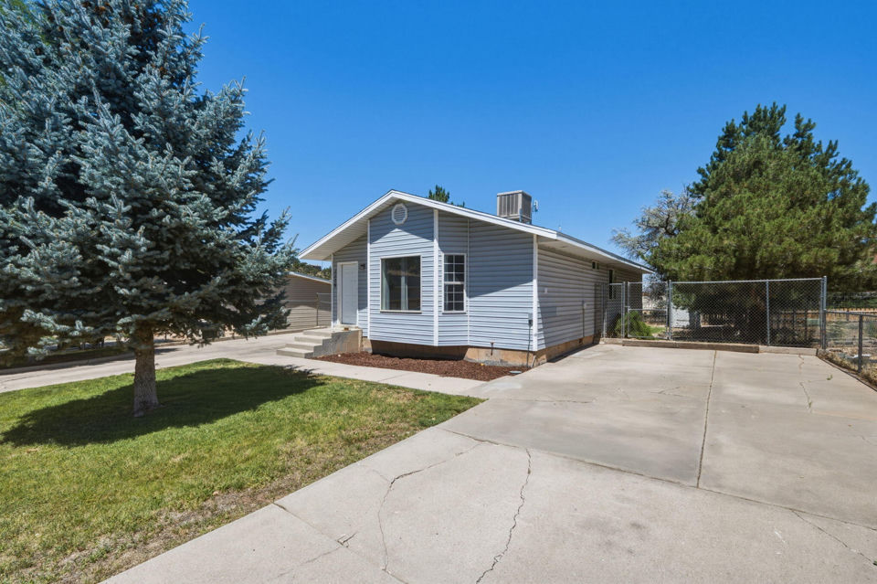 1176 W 425 S, Cedar City, photo 2