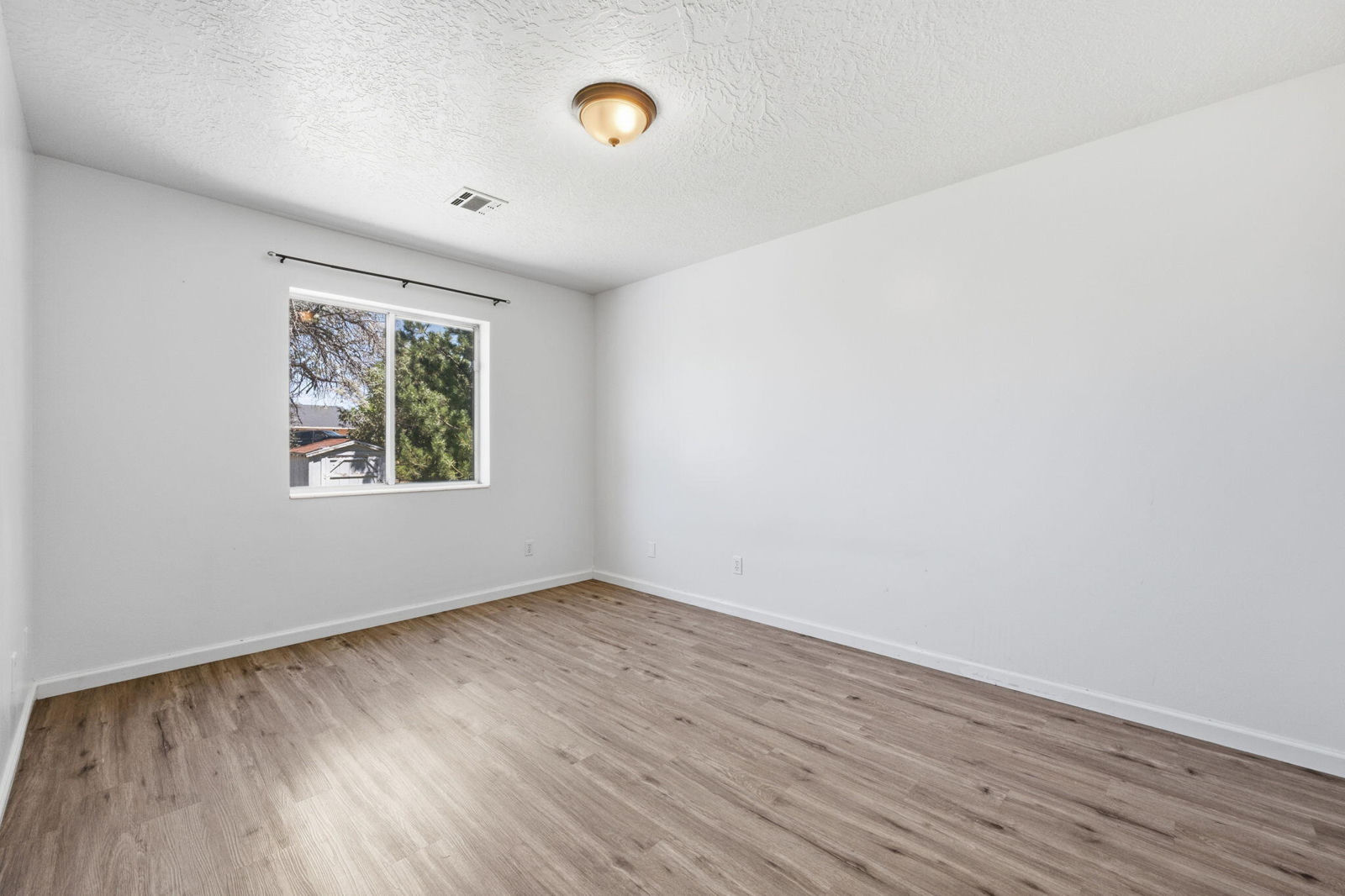 1176 W 425 S, Cedar City, photo 10 of 23