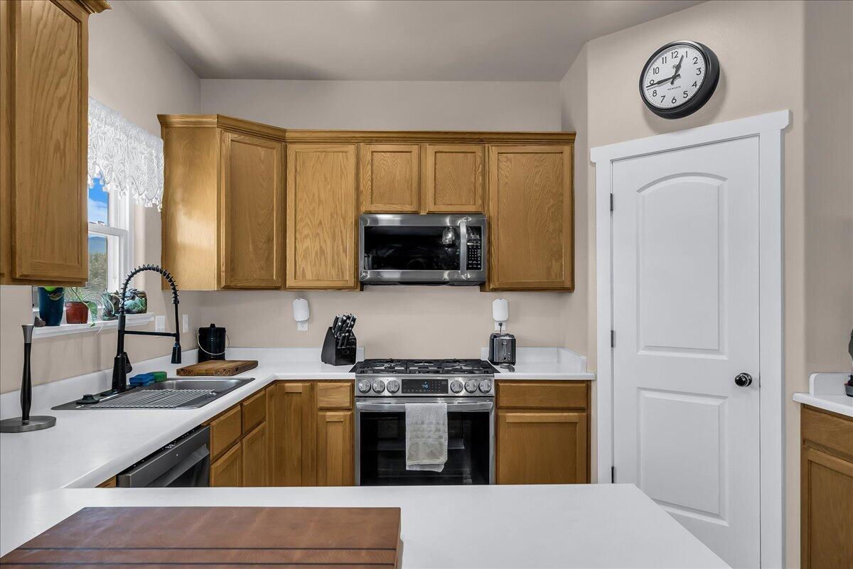 92 N 4250 W, Cedar City, photo 7 of 15