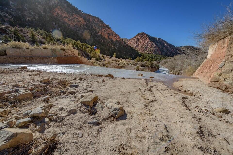 1310 Utah 14, Cedar City, photo 6 of 73