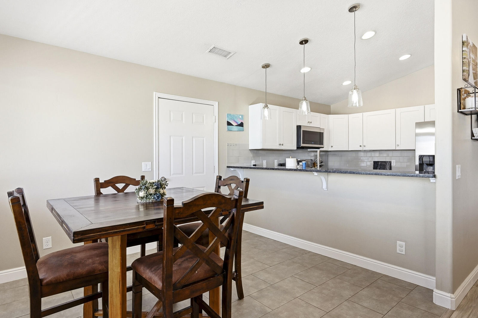 683 W 1350 N, Cedar City, photo 8 of 41