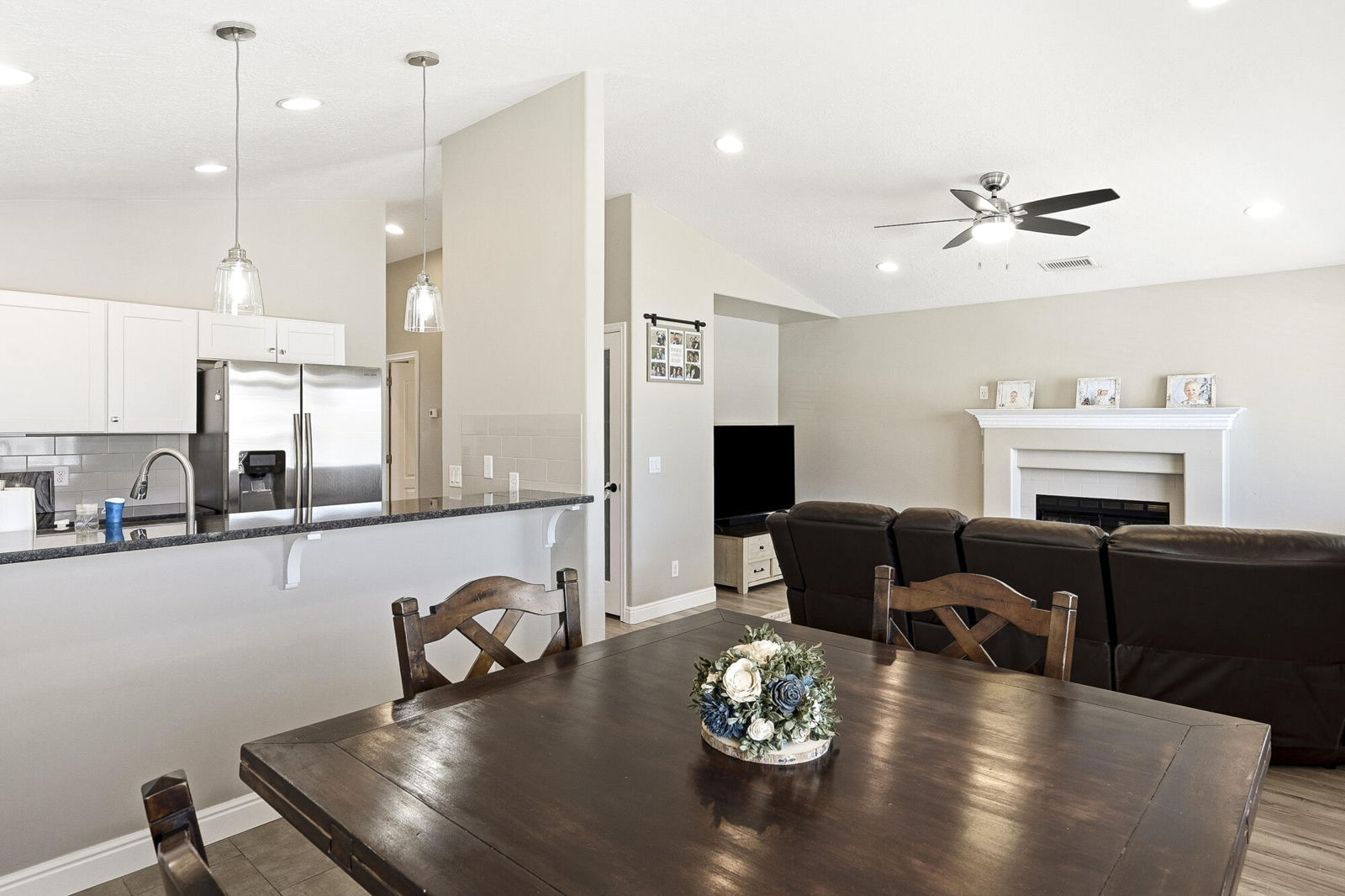 683 W 1350 N, Cedar City, photo 9 of 41