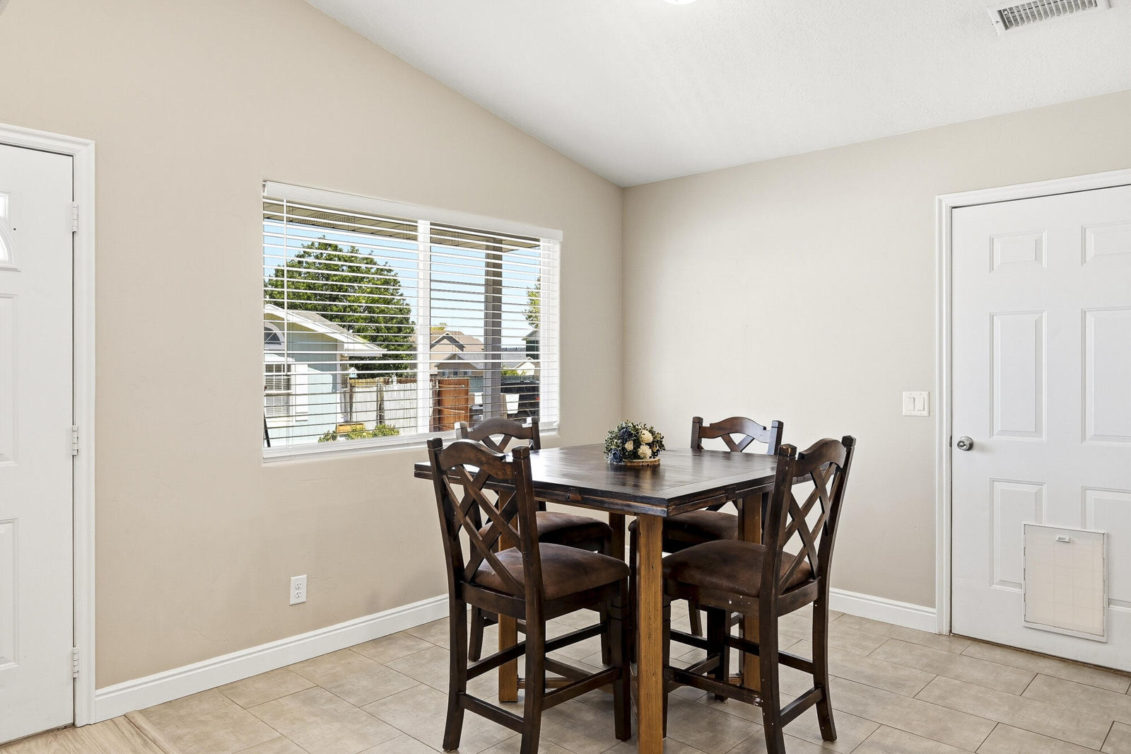 683 W 1350 N, Cedar City, photo 11 of 41