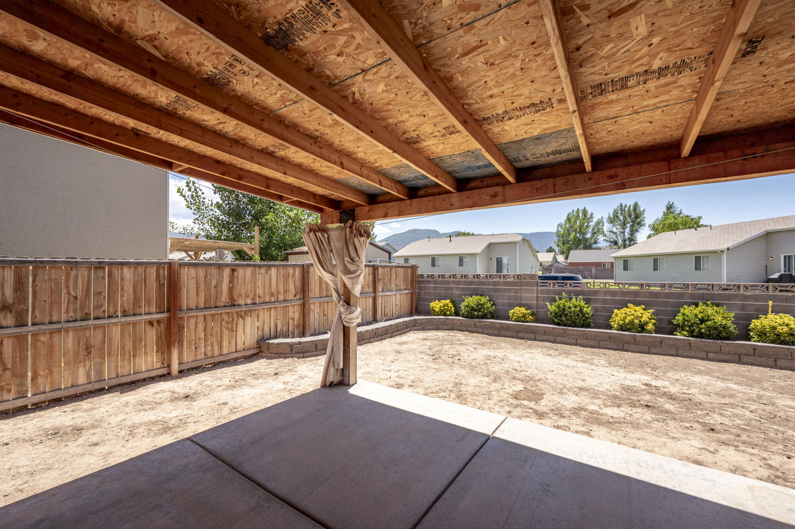 683 W 1350 N, Cedar City, photo 32 of 41