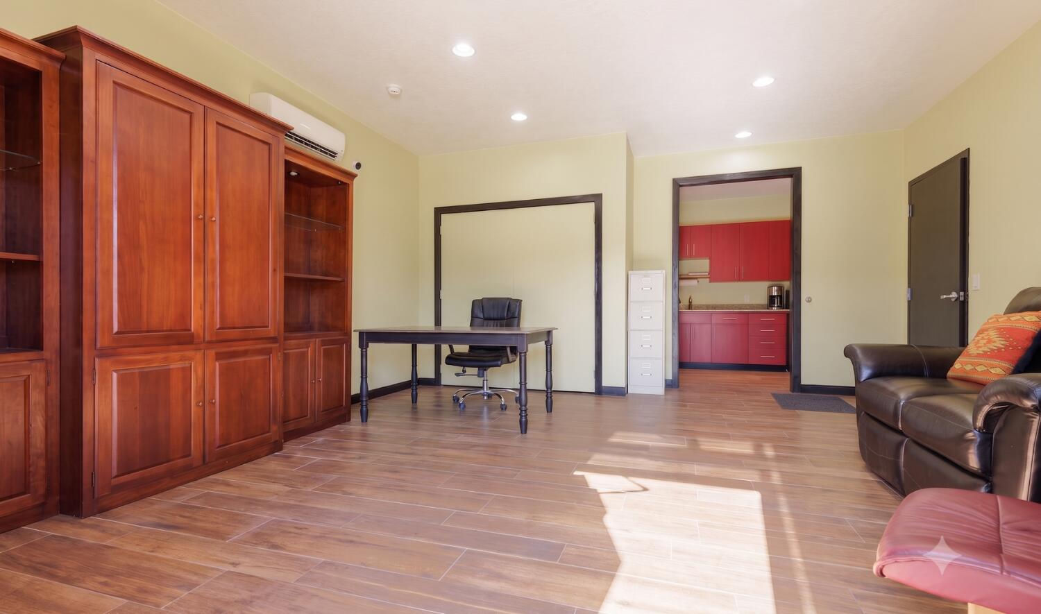 195 W 500 N, La Verkin, photo 4 of 34