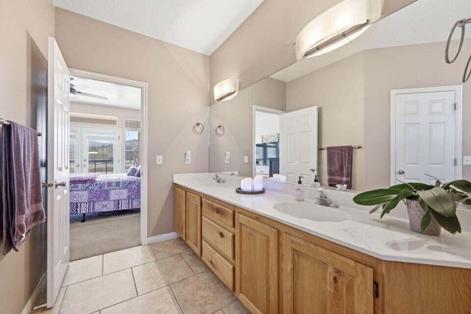 764 E Dammeron Valley DR W, Dammeron Valley, photo 12 of 44