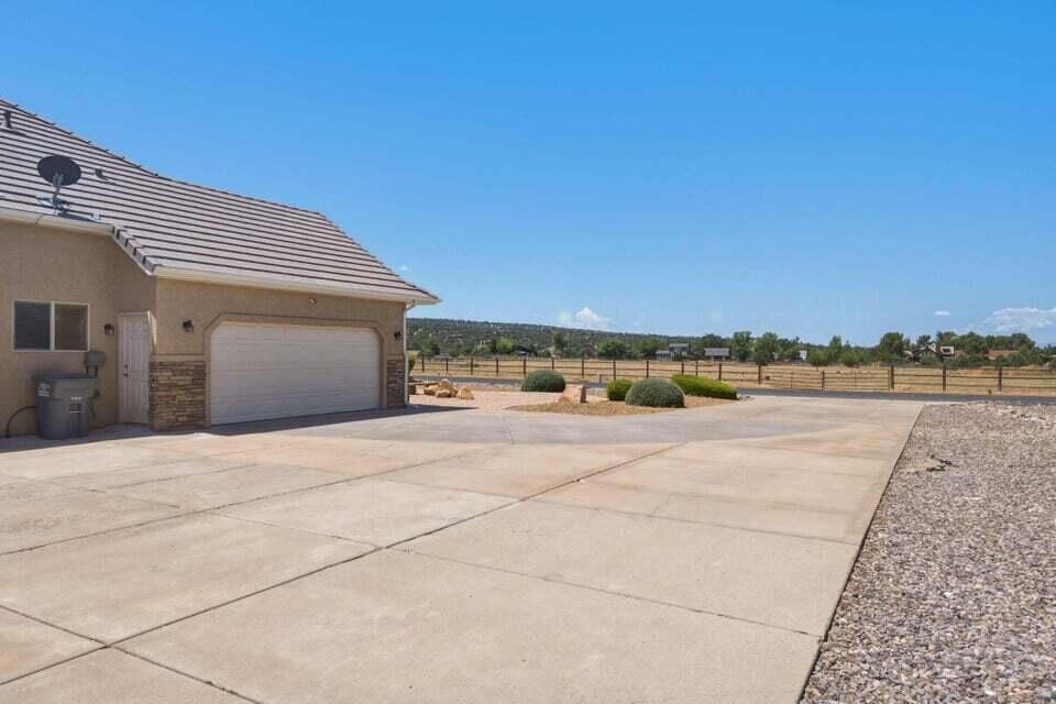 764 E Dammeron Valley DR W, Dammeron Valley, photo 26 of 44