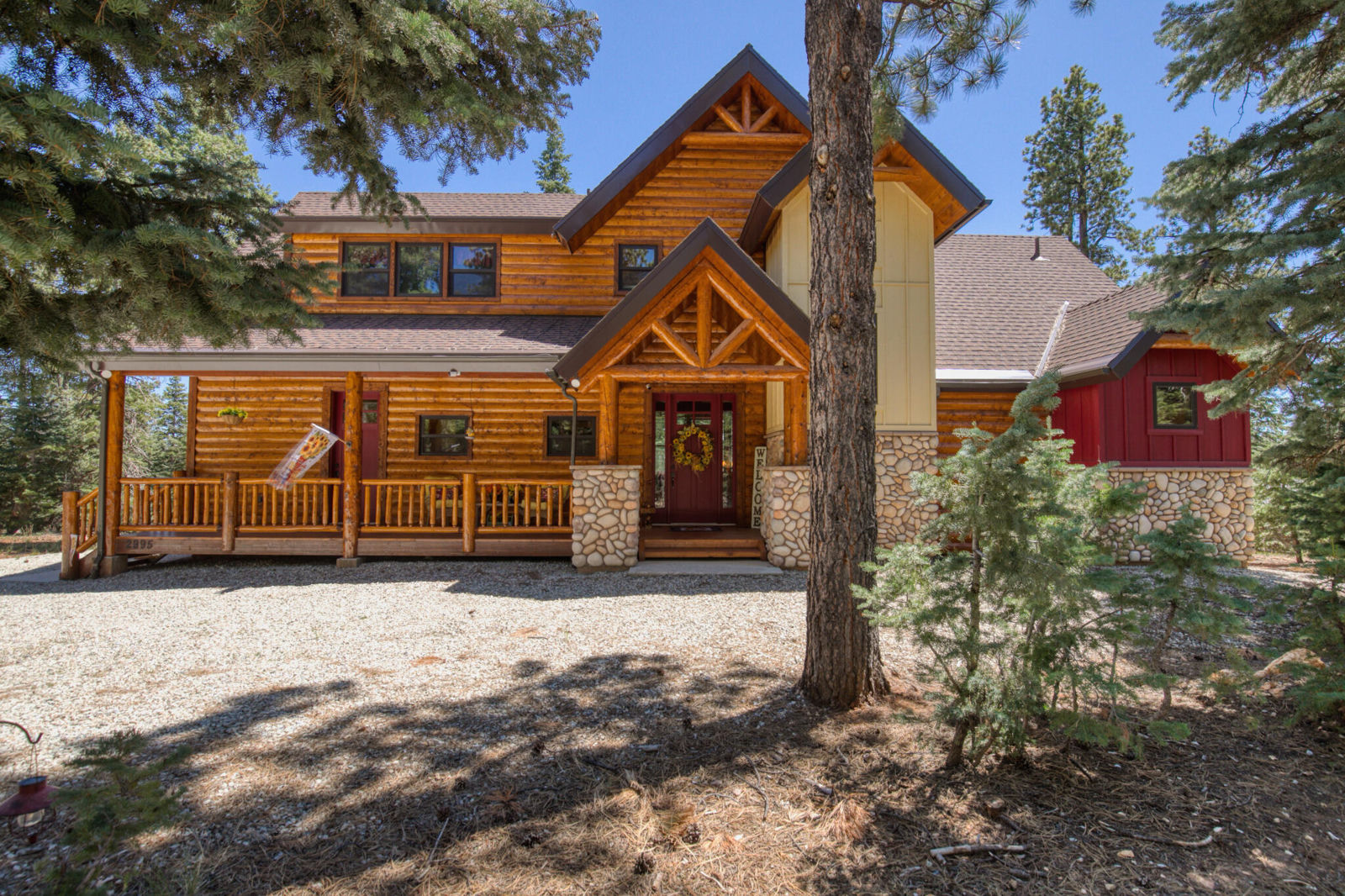 2995 N Smith and Wesson CIR, Duck Creek Village, photo 7 of 68