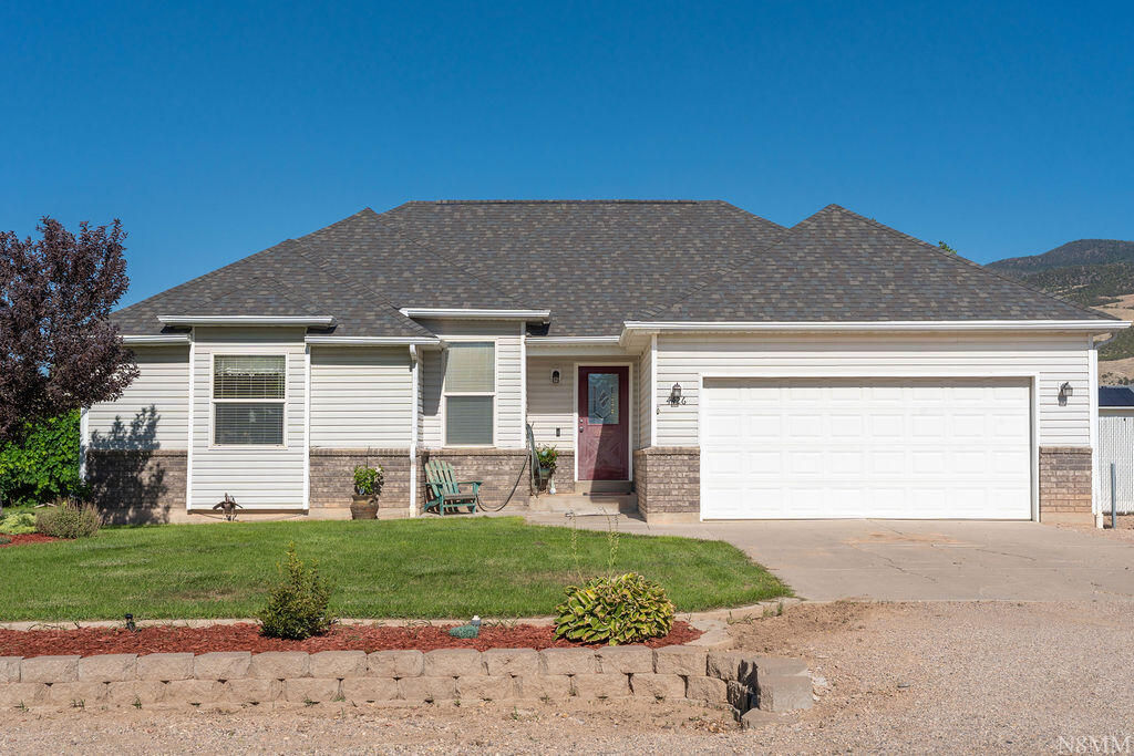 4426 Utah Trail, Enoch, photo 1