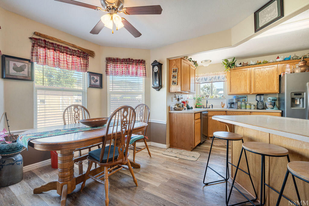 4426 Utah Trail, Enoch, photo 8 of 36