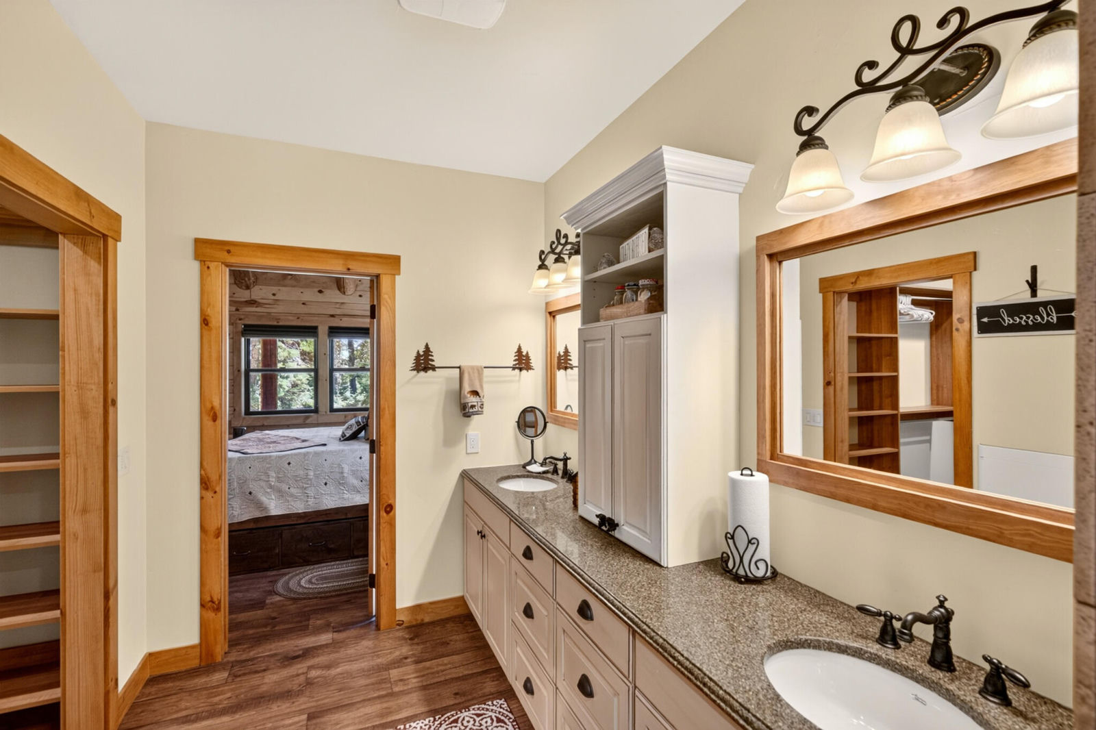 2995 N Smith and Wesson CIR, Duck Creek Village, photo 31 of 68
