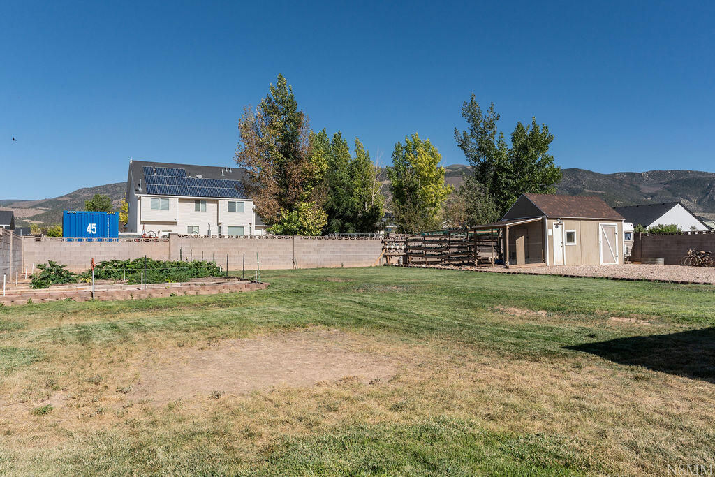 4426 Utah Trail, Enoch, photo 34 of 36