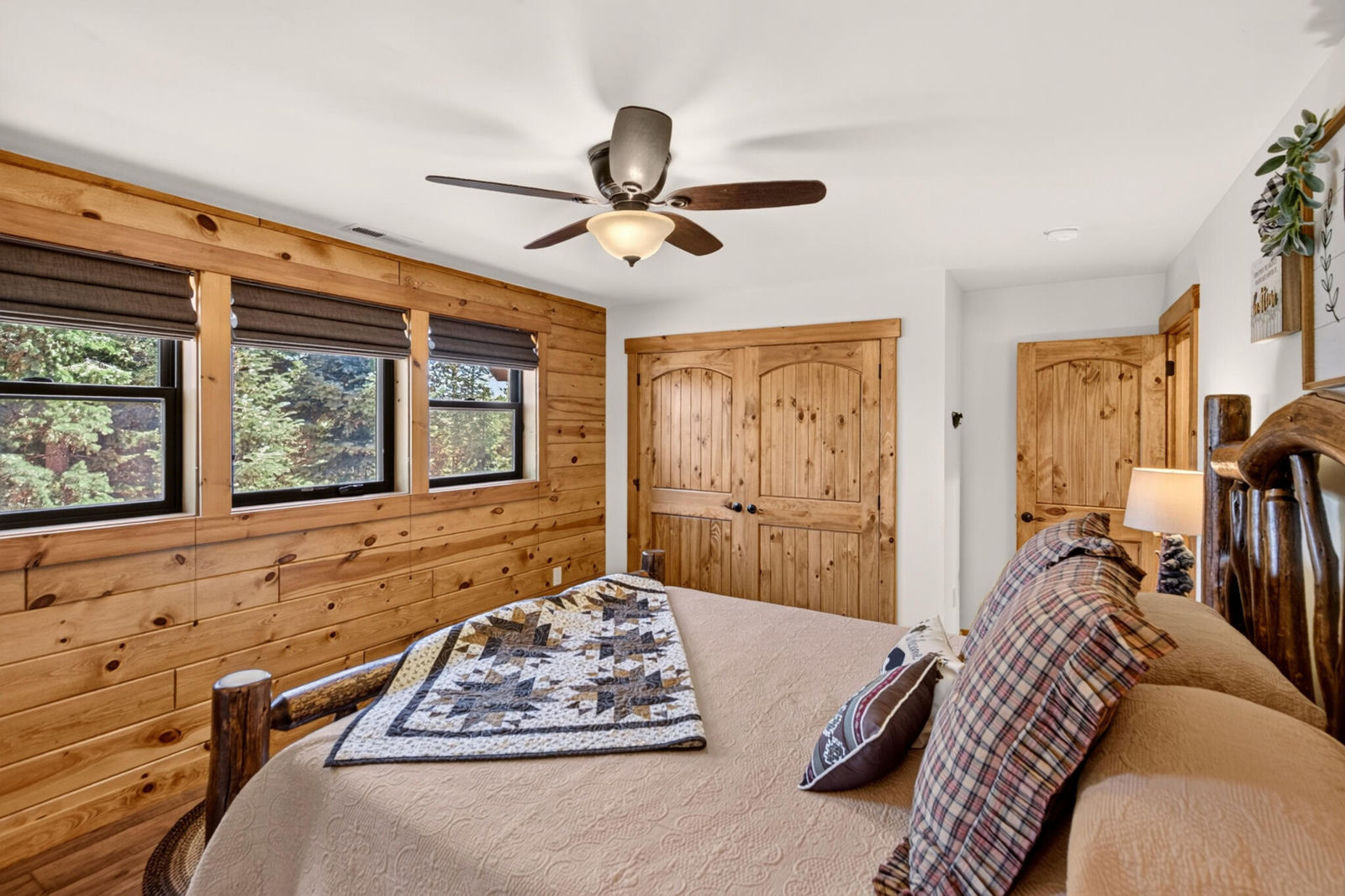 2995 N Smith and Wesson CIR, Duck Creek Village, photo 38 of 68
