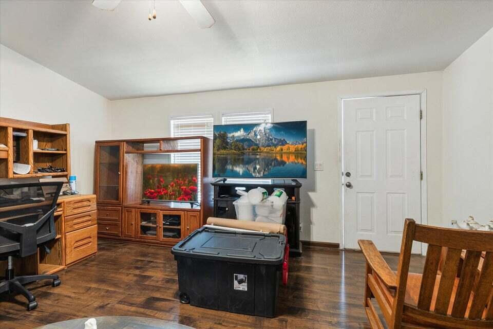 230 S 475 E, Enterprise, photo 5 of 36