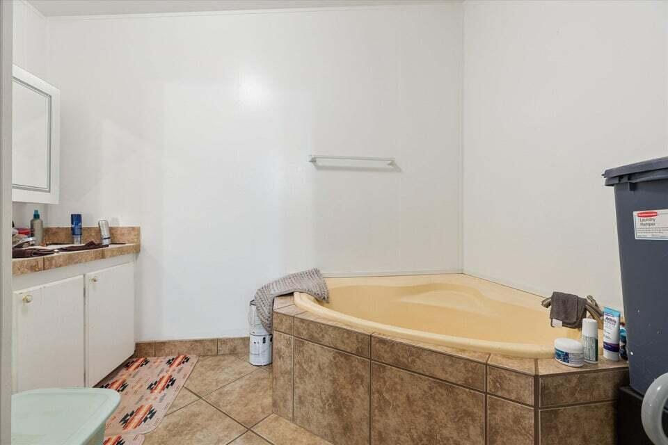 230 S 475 E, Enterprise, photo 13 of 36