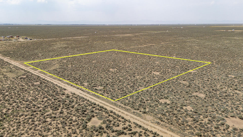 1.86 Acres + 1 Acft of Water, Beryl