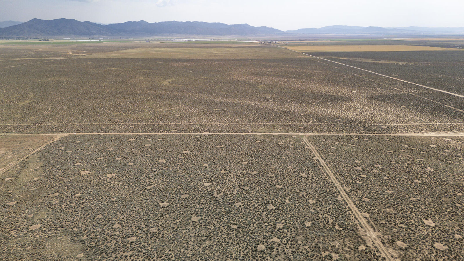 1.86 Acres + 1 Acft of Water, Beryl, photo 9 of 14